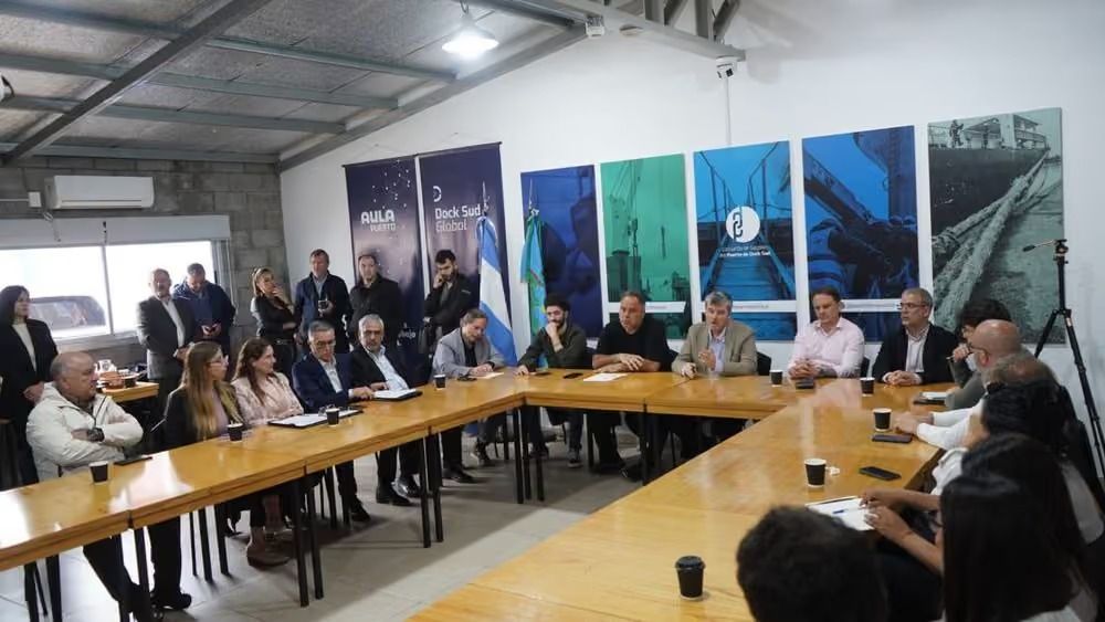 Puerto Dock Sud impulsa herramientas financieras para proyectar la producción regional al mundo